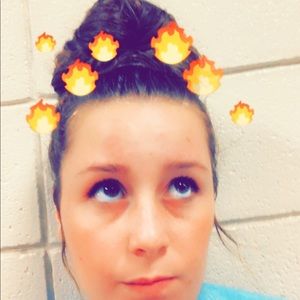 Meet your Posher, Abby